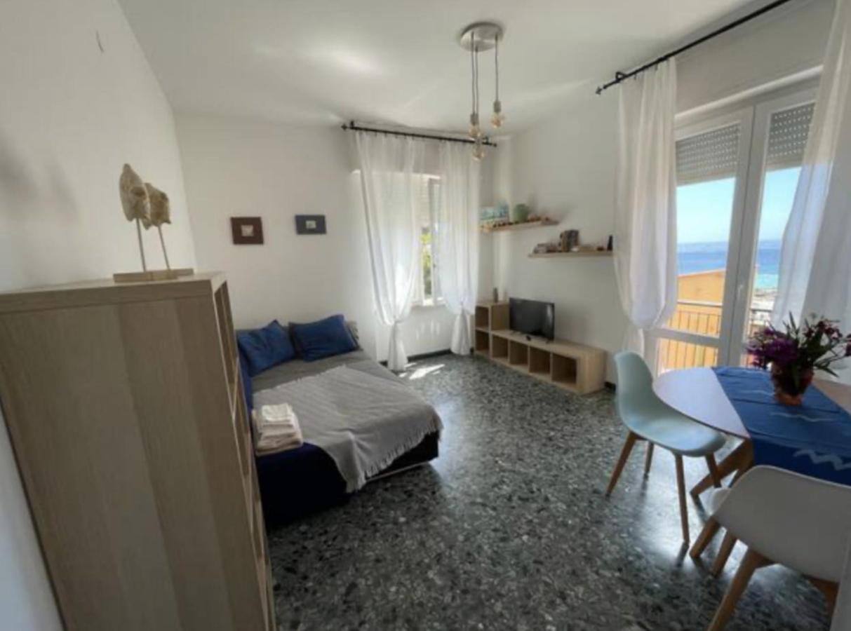 2-Bedroom Sunny Sea View With Balcony, La Casa Di Christine Монтеросо ал Маре Екстериор снимка