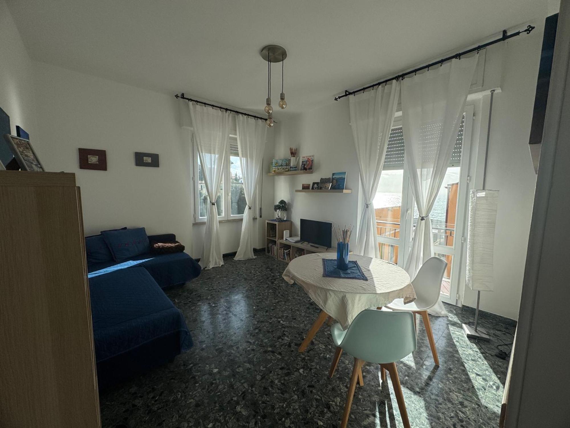 2-Bedroom Sunny Sea View With Balcony, La Casa Di Christine Монтеросо ал Маре Екстериор снимка