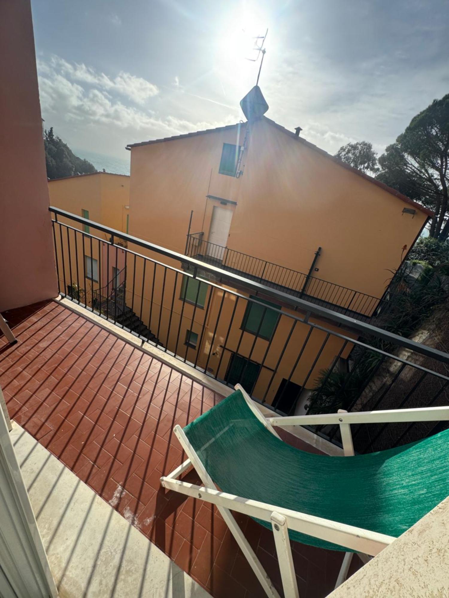 2-Bedroom Sunny Sea View With Balcony, La Casa Di Christine Монтеросо ал Маре Екстериор снимка