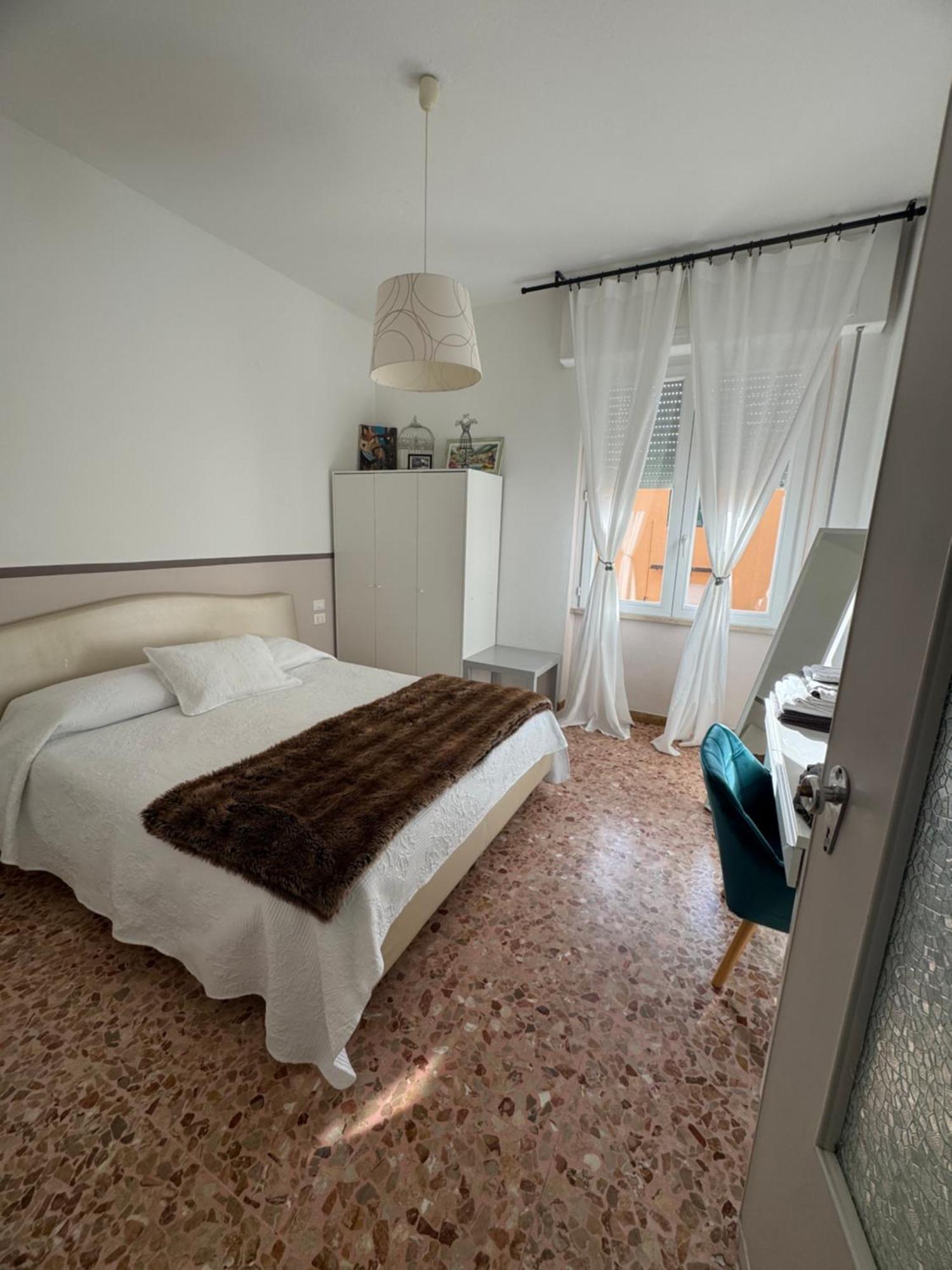 2-Bedroom Sunny Sea View With Balcony, La Casa Di Christine Монтеросо ал Маре Екстериор снимка